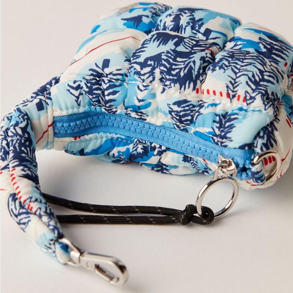 Free People Printed Micro Pouch - NWT - Picture 5 of 9